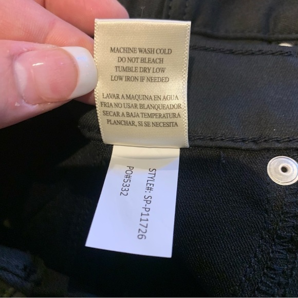 VICI Black Brooke High Rise Stretch Crop Skinny Jeans size 29 New with tags - Picture 11 of 11